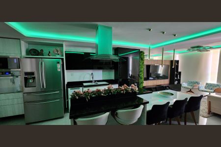 Apartamento para alugar com 150m², 3 quartos e 2 vagas Apartamento para alugar com 150m², 3 quartos e 2 vagasCozinha