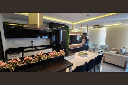 Apartamento para alugar com 150m², 3 quartos e 2 vagas Apartamento para alugar com 150m², 3 quartos e 2 vagasCozinha