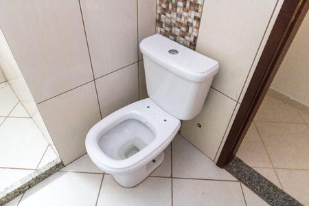 Casa para alugar com 120m², 3 quartos e 2 vagasBanheiro do 2° andar