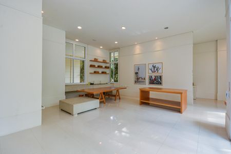 Apartamento à venda com 193m², 4 quartos e 3 vagasÁrea comum