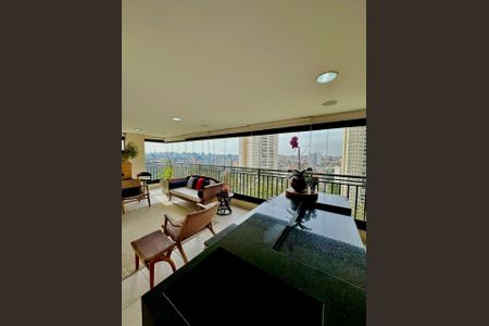 Apartamento à venda com 193m², 4 quartos e 3 vagasSala