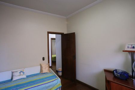 Casa à venda com 360m², 4 quartos e 5 vagasQuarto