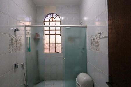 Casa à venda com 360m², 4 quartos e 5 vagasBanheiro