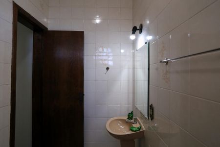 Casa à venda com 360m², 4 quartos e 5 vagasBanheiro da Suíte 2