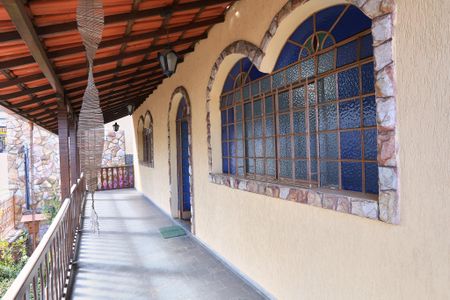 Casa à venda com 360m², 4 quartos e 5 vagasVaranda da Sala