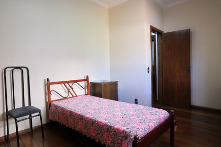 Casa à venda com 360m², 4 quartos e 5 vagasSuíte 1