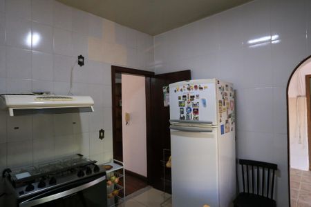 Casa à venda com 360m², 4 quartos e 5 vagasCozinha