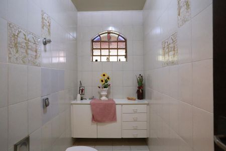 Casa à venda com 360m², 4 quartos e 5 vagasLavabo