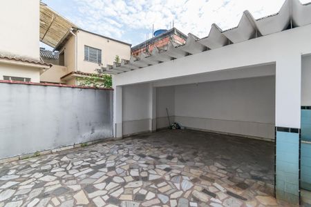 Casa à venda com 250m², 4 quartos e 5 vagasÁrea de Serviço
