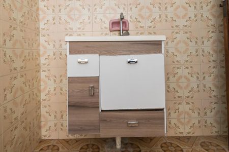 Casa à venda com 250m², 4 quartos e 5 vagasBanheiro Social