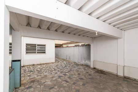 Casa à venda com 250m², 4 quartos e 5 vagasÁrea de Serviço