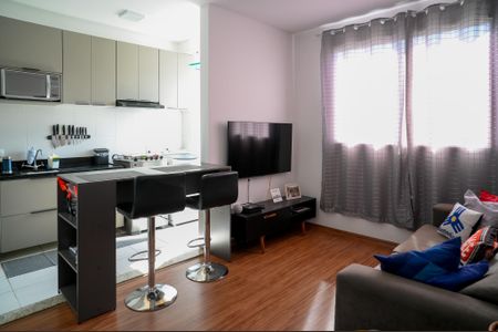 Sala de apartamento à venda com 2 quartos, 45m² em Jardim Maria Estela, São Paulo