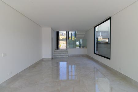 Sala de casa de condomínio para alugar com 4 quartos, 380m² em Granja Viana, Cotia