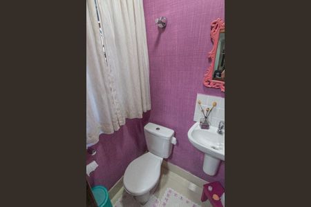 Casa à venda com 226m², 3 quartos e 2 vagas Casa à venda com 226m², 3 quartos e 2 vagasFoto 28