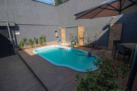 Casa à venda com 226m², 3 quartos e 2 vagas Casa à venda com 226m², 3 quartos e 2 vagasFoto 03