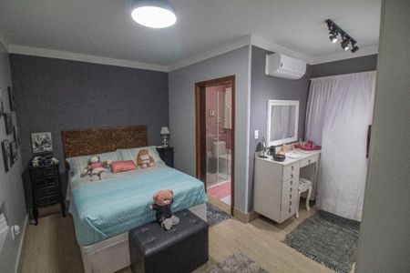 Casa à venda com 226m², 3 quartos e 2 vagas Casa à venda com 226m², 3 quartos e 2 vagasFoto 55