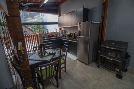 Casa à venda com 226m², 3 quartos e 2 vagas Casa à venda com 226m², 3 quartos e 2 vagasFoto 27