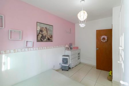 Casa à venda com 166m², 3 quartos e 2 vagasSuíte 1