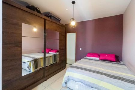 Casa à venda com 166m², 3 quartos e 2 vagasSuíte 2