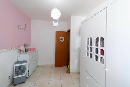 Casa à venda com 166m², 3 quartos e 2 vagasSuíte 1