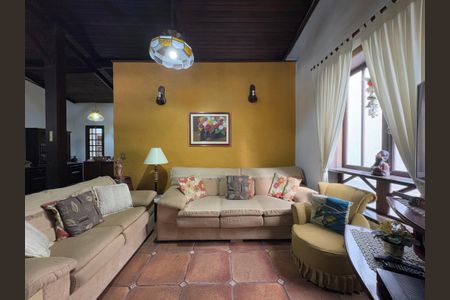 Casa para alugar com 400m², 4 quartos e 3 vagasSala