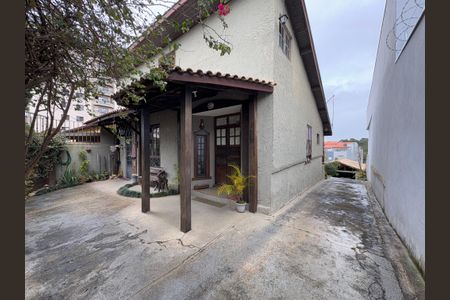 Casa para alugar com 400m², 4 quartos e 3 vagasGaragem