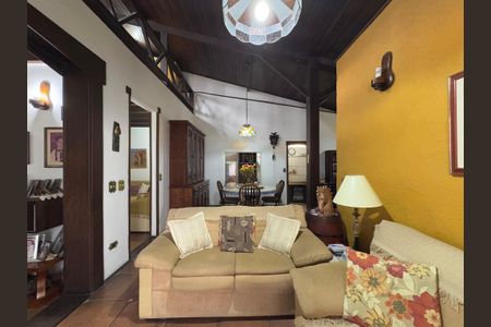 Casa para alugar com 400m², 4 quartos e 3 vagasSala