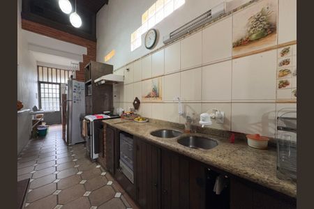 Casa para alugar com 400m², 4 quartos e 3 vagasCozinha