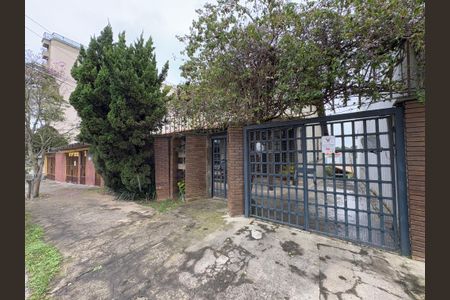 Casa para alugar com 400m², 4 quartos e 3 vagasFachada