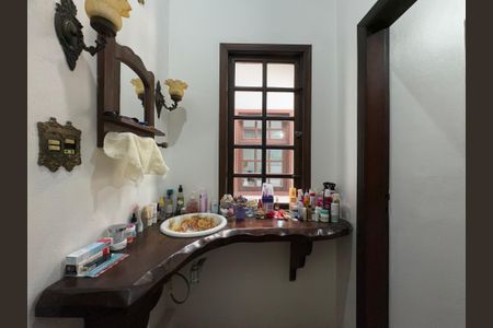 Casa para alugar com 400m², 4 quartos e 3 vagasBanheiro Social