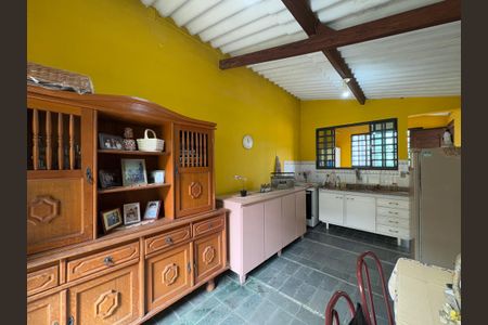 Casa para alugar com 400m², 4 quartos e 3 vagasCozinha da Edícula