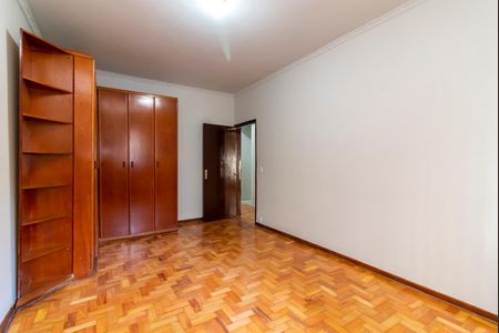 Apartamento à venda com 200m², 3 quartos e 1 vagaQuarto 2