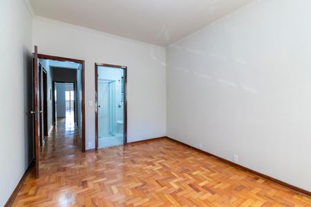 Apartamento à venda com 200m², 3 quartos e 1 vagaSuíte