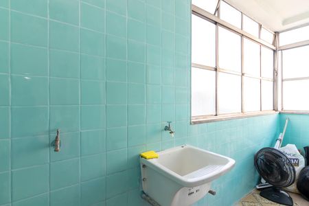 Apartamento à venda com 200m², 3 quartos e 1 vagaÁrea de Serviço