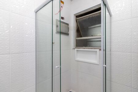 Apartamento à venda com 200m², 3 quartos e 1 vagaBanheiro 2