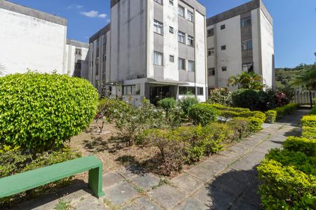 Apartamento à venda com 60m², 2 quartos e 1 vaga Apartamento à venda com 60m², 2 quartos e 1 vagaFachada do bloco