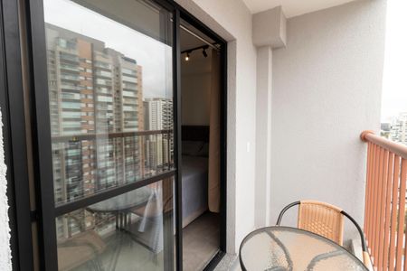 Varanda de apartamento para alugar com 1 quarto, 26m² em Jardim das Acacias, São Paulo