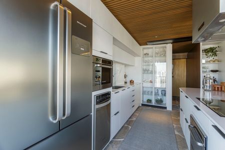 Apartamento à venda com 111m², 1 quarto e 2 vagas Apartamento à venda com 111m², 1 quarto e 2 vagasCozinha