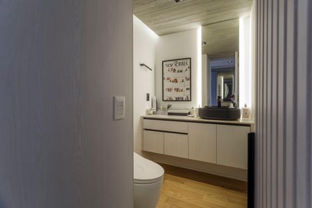 Apartamento à venda com 111m², 1 quarto e 2 vagas Apartamento à venda com 111m², 1 quarto e 2 vagasBanheiro da Suíte