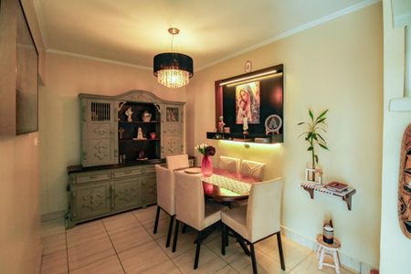 Sala de Jantar de casa para alugar com 3 quartos, 150m² em Jardim Libano, São Paulo