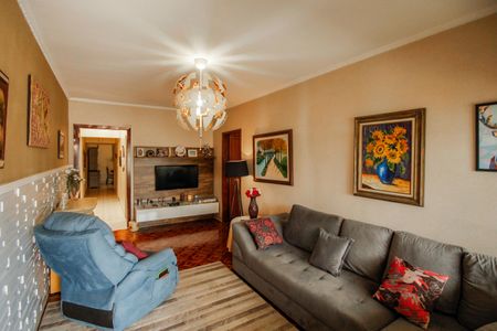 Casa para alugar com 150m², 3 quartos e 2 vagasSala