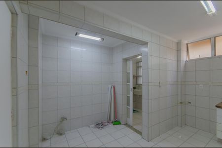 Cozinha de apartamento à venda com 2 quartos, 85m² em Vila Monumento, São Paulo