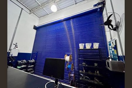 Casa à venda com 325m², 2 quartos e 2 vagasEspaço Salão