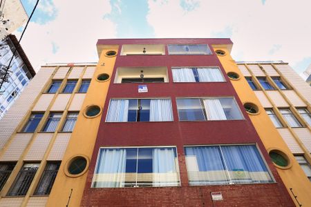 Apartamento à venda com 240m², 4 quartos e 2 vagas Apartamento à venda com 240m², 4 quartos e 2 vagasFachada