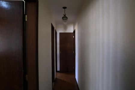 Apartamento à venda com 240m², 4 quartos e 2 vagas Apartamento à venda com 240m², 4 quartos e 2 vagasCorredor