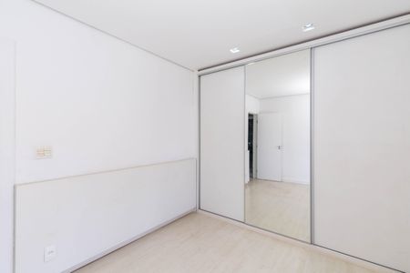 Casa para alugar com 220m², 3 quartos e 6 vagasQuarto