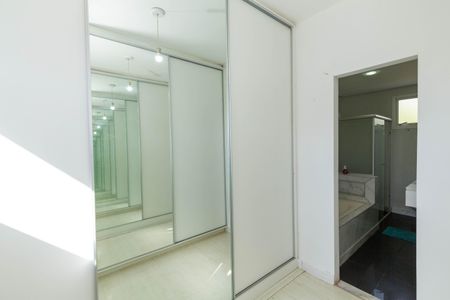 Casa para alugar com 220m², 3 quartos e 6 vagasCloset do quarto 2