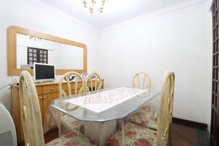 Casa à venda com 251m², 3 quartos e 3 vagasCopa