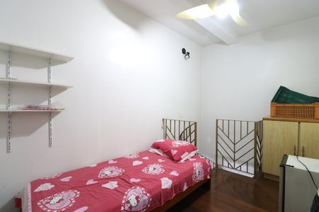 Casa à venda com 251m², 3 quartos e 3 vagasQuarto de Serviço