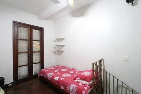 Casa à venda com 251m², 3 quartos e 3 vagasQuarto de Serviço